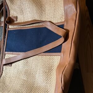 Thirty-one Straw tote bag, great for the office or beach!